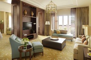The Ritz-Carlton Dubai - Gulf Suite