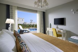 Anemos Luxury Grand Resort - Familiekamer Deluxe privézwembad
