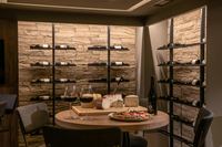 Venus Suites - Restaurants/Cafes