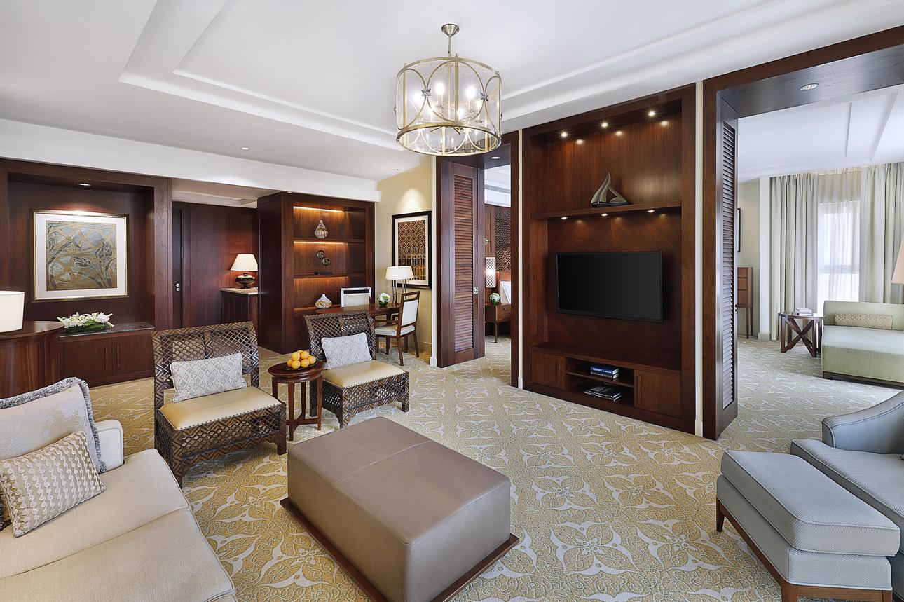 The Ritz-Carlton Dubai - Suite
