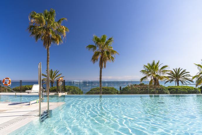 Hotel Fuerte Marbella - Zwembad