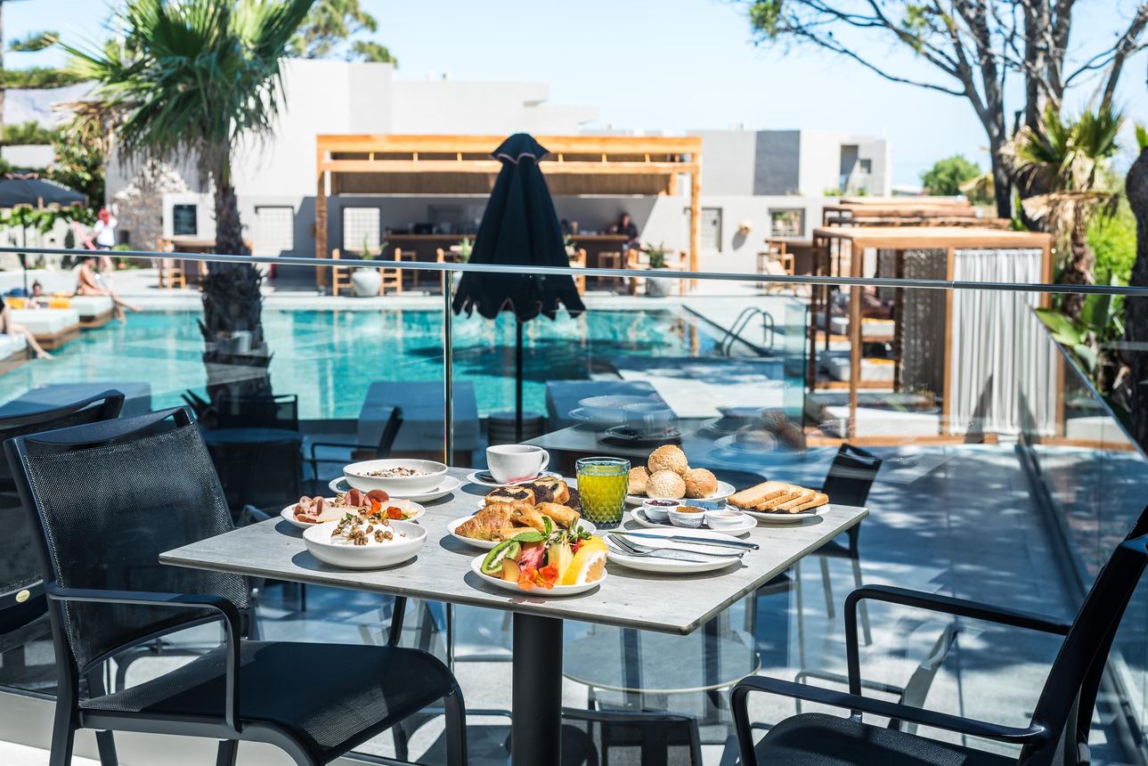 Restaurants/Cafes