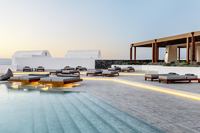 Santo Pure Oia Luxury Suites & Spa - Zwembad