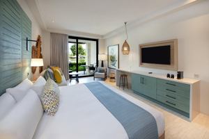 Lopesan Costa Bavaro Resort, Spa & Casino - Junior Suite Pool