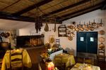 Restaurants/Cafes