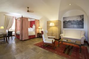 Junior Suite Cap Rocat