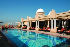 Shangri-La Hotel Qaryat Al Beri - Zwembad
