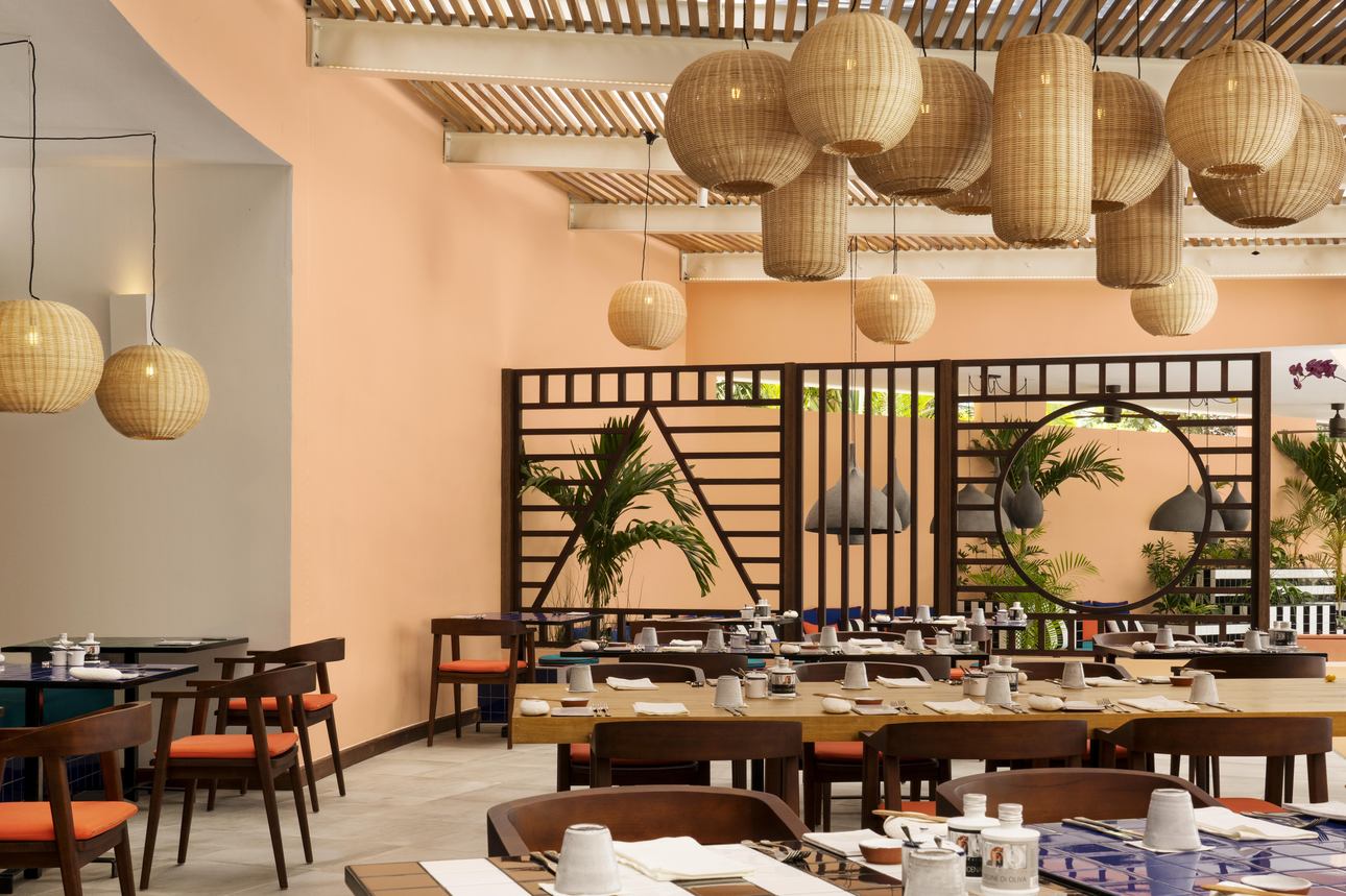 Restaurants/Cafes