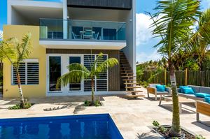 Delfins Beach Resort - 4-slaapkamer Pool Villa