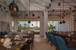 Sala Ayutthaya - Restaurants/Cafes