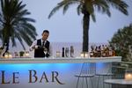 Restaurants/Cafes
