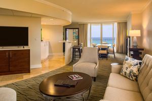 Hilton Aruba Caribbean Resort  - Curacao Tower Ocean Suite