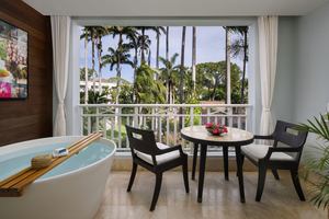 Sandals Barbados - Crystal Lagoon Luxury Honeymoon Room with Balcony Tranquility Soaking Tub