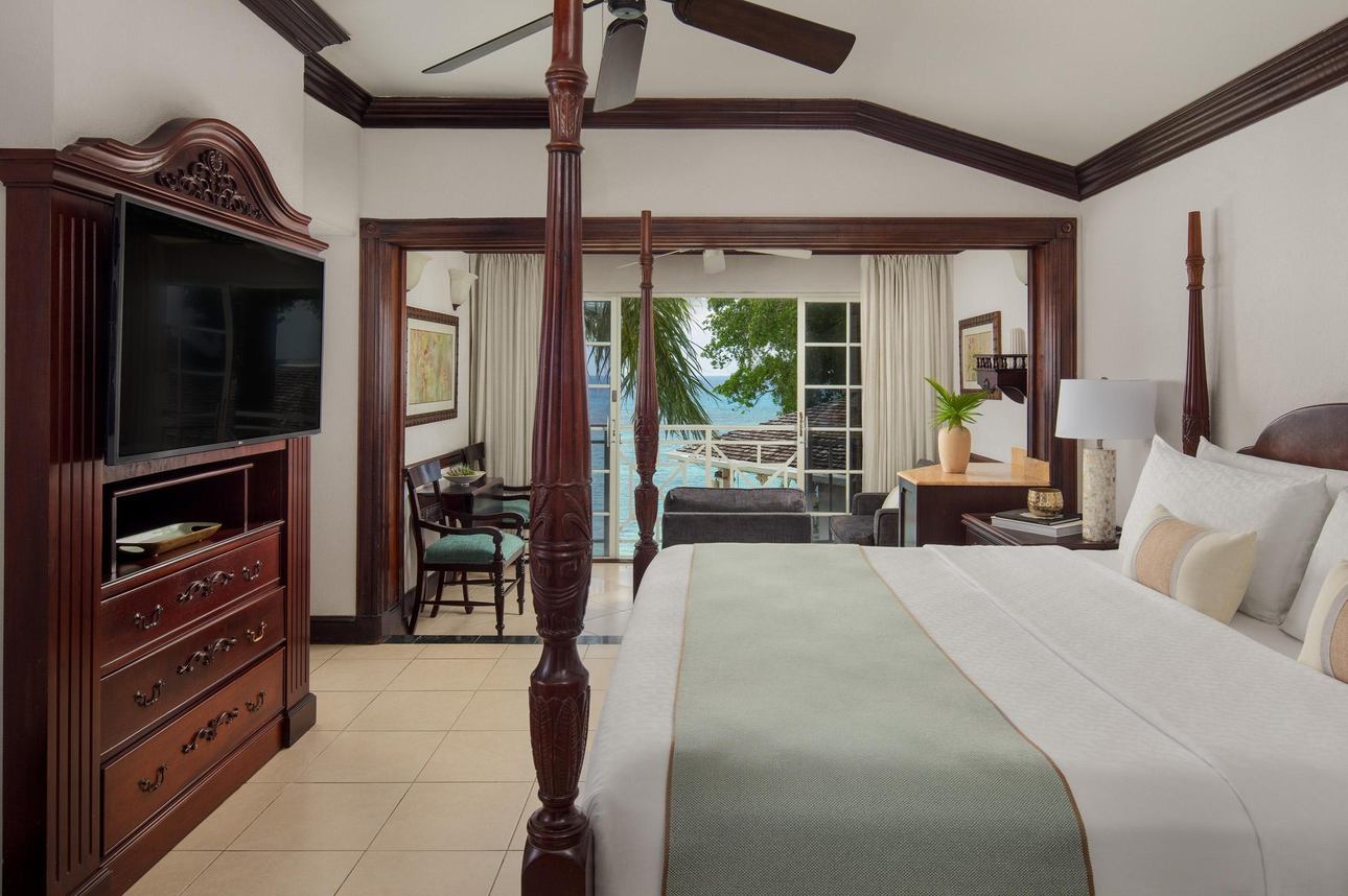 Sandals Royal Plantation - Regent Oceanfront Butler Suite