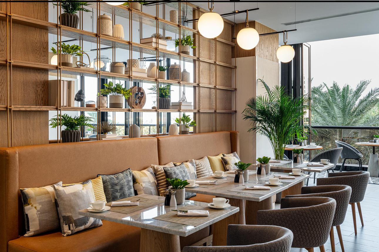 Restaurants/Cafes