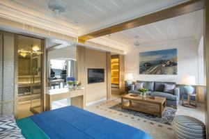 Columbia Beach Resort - Executive Suite Zwembadzicht