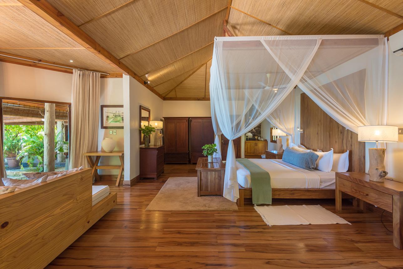 Denis Private Island - Beach Villa
