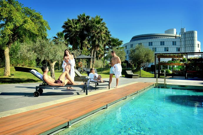 Barceló Sevilla Renacimiento - Zwembad