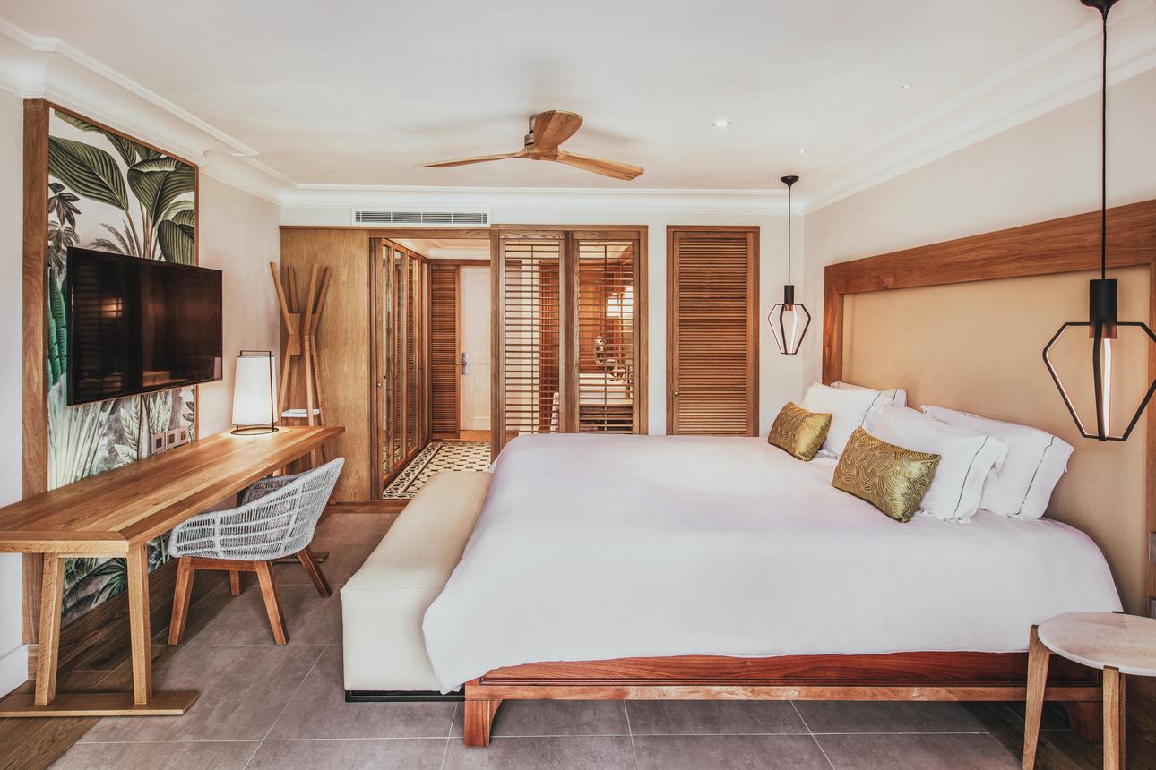Sugar Beach - Premium Sea View Room