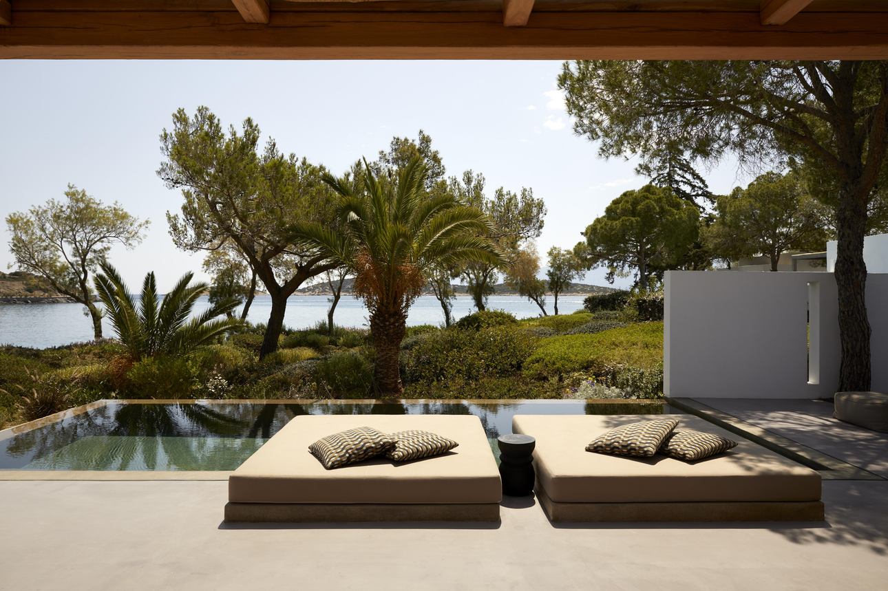 Minos Beach Art`Otel - 2-bedroom Seafront Villa with private pool