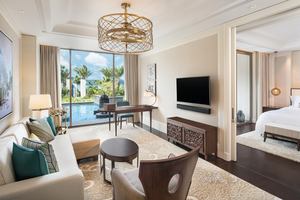 St. Regis Pool Suite