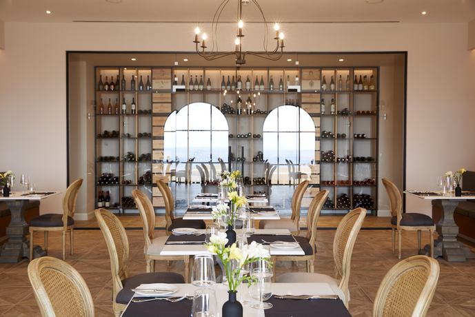 MarBella Nido - Restaurants/Cafes
