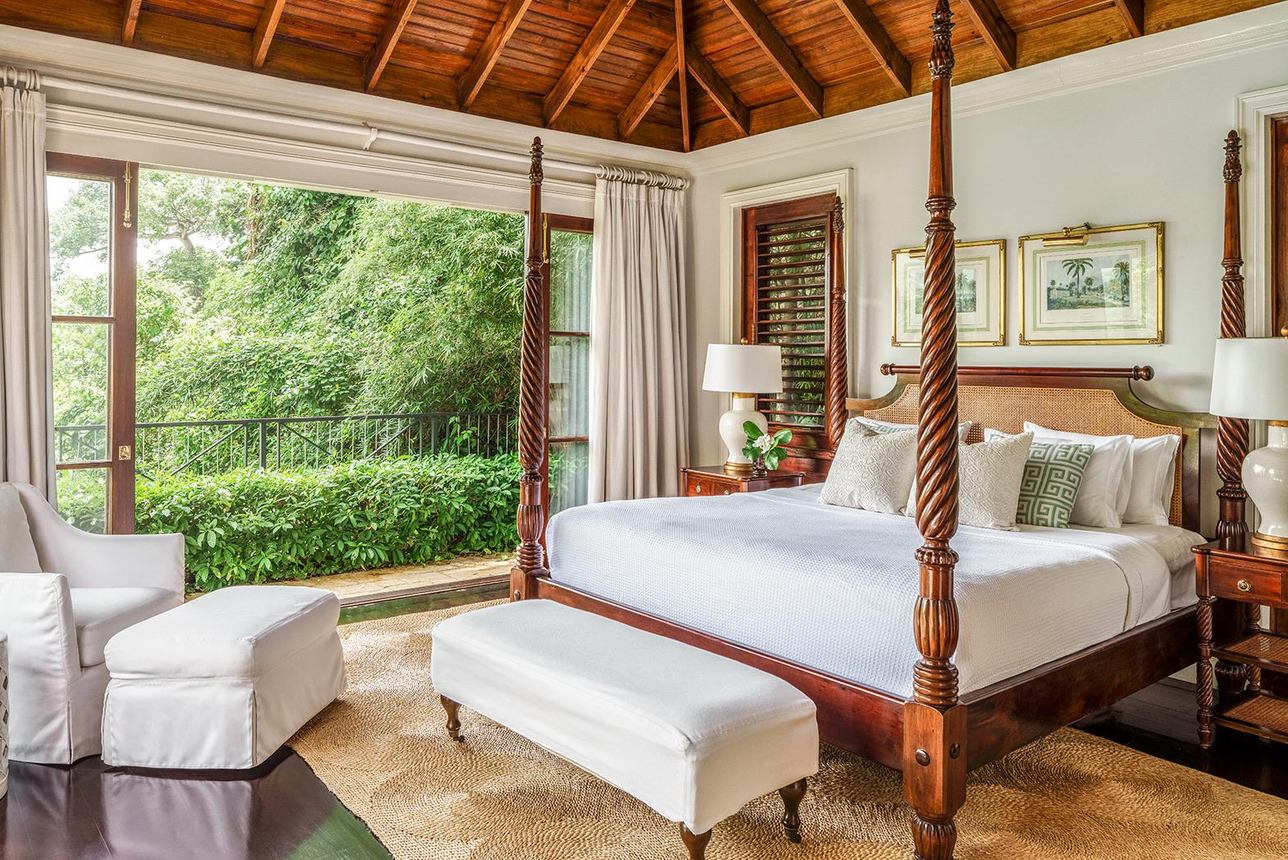 Round Hill Hotel & Villas - 