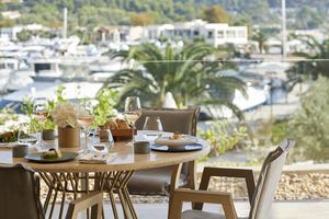 Sani Asterias - Restaurants/Cafes