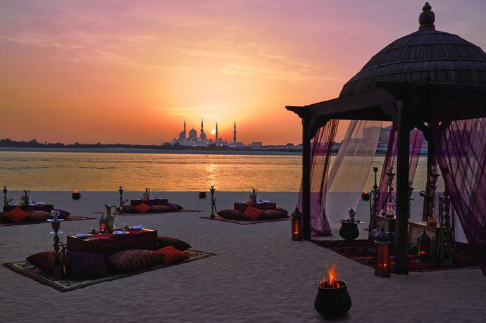 Shangri-La Hotel Qaryat Al Beri - Ambiance