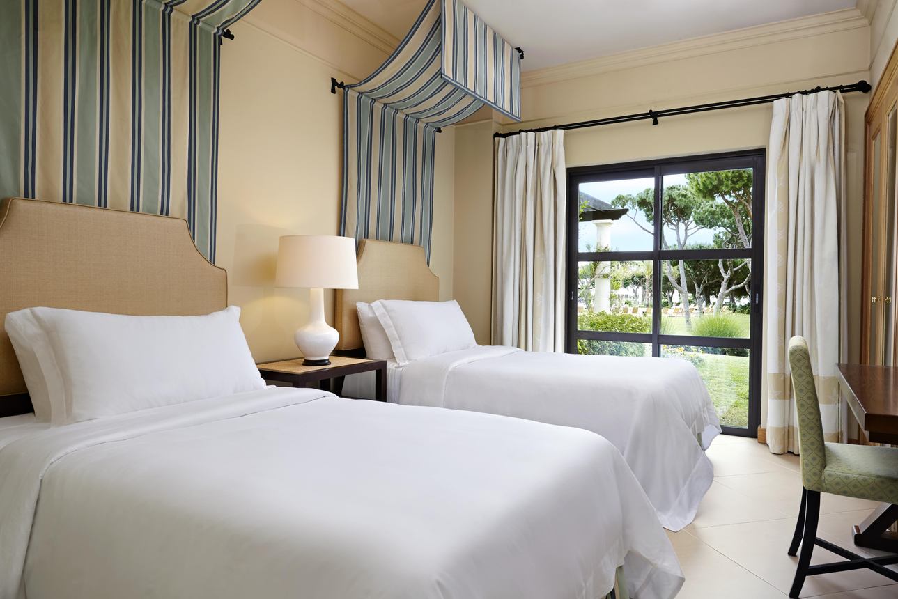 Pine Cliffs Residence & Suite - Driekamer Residence Begane Grond