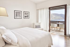 Blue Palace Resort  - Mediterranean Maisonette Suite Zeezicht en verwarmd privézwembad