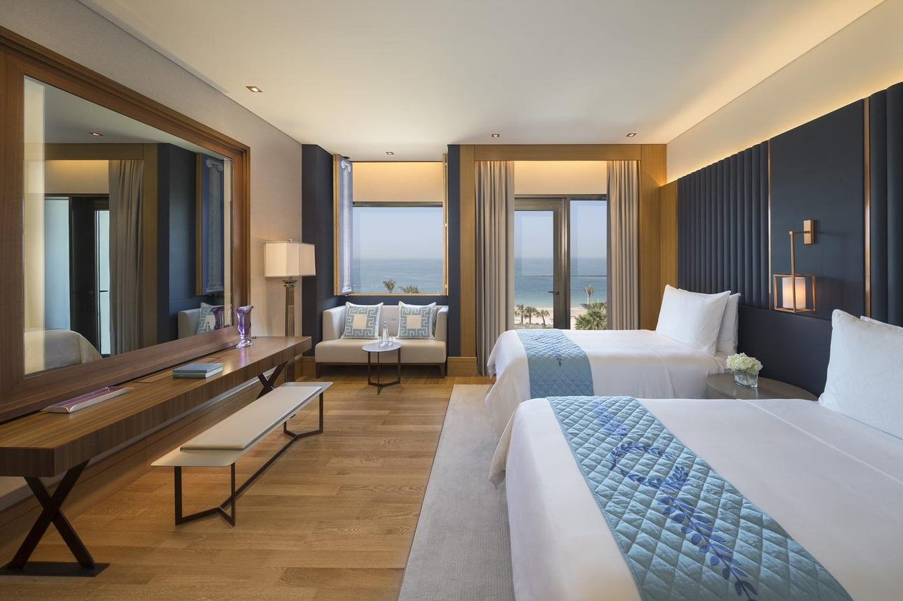 Caesars Palace Dubai  - Family Connect Kamer