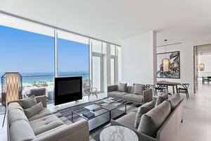 Kahinoor Suite