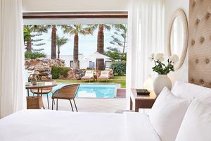 Amirandes, Grecotel Exclusive Resort - Swim up Family Suite with Garden 