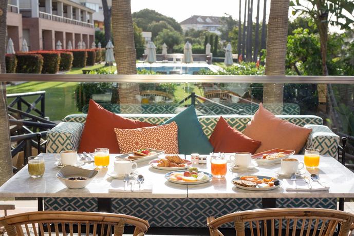 Don Carlos Resort & Villas - Restaurants/Cafes