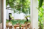 Restaurants/Cafes