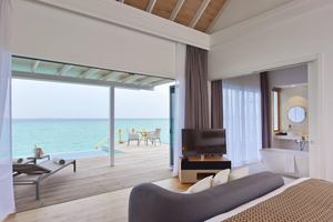 Thundi Water Pool Villa