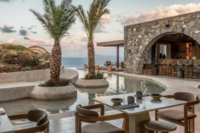 Acro Suites - Restaurants/Cafes