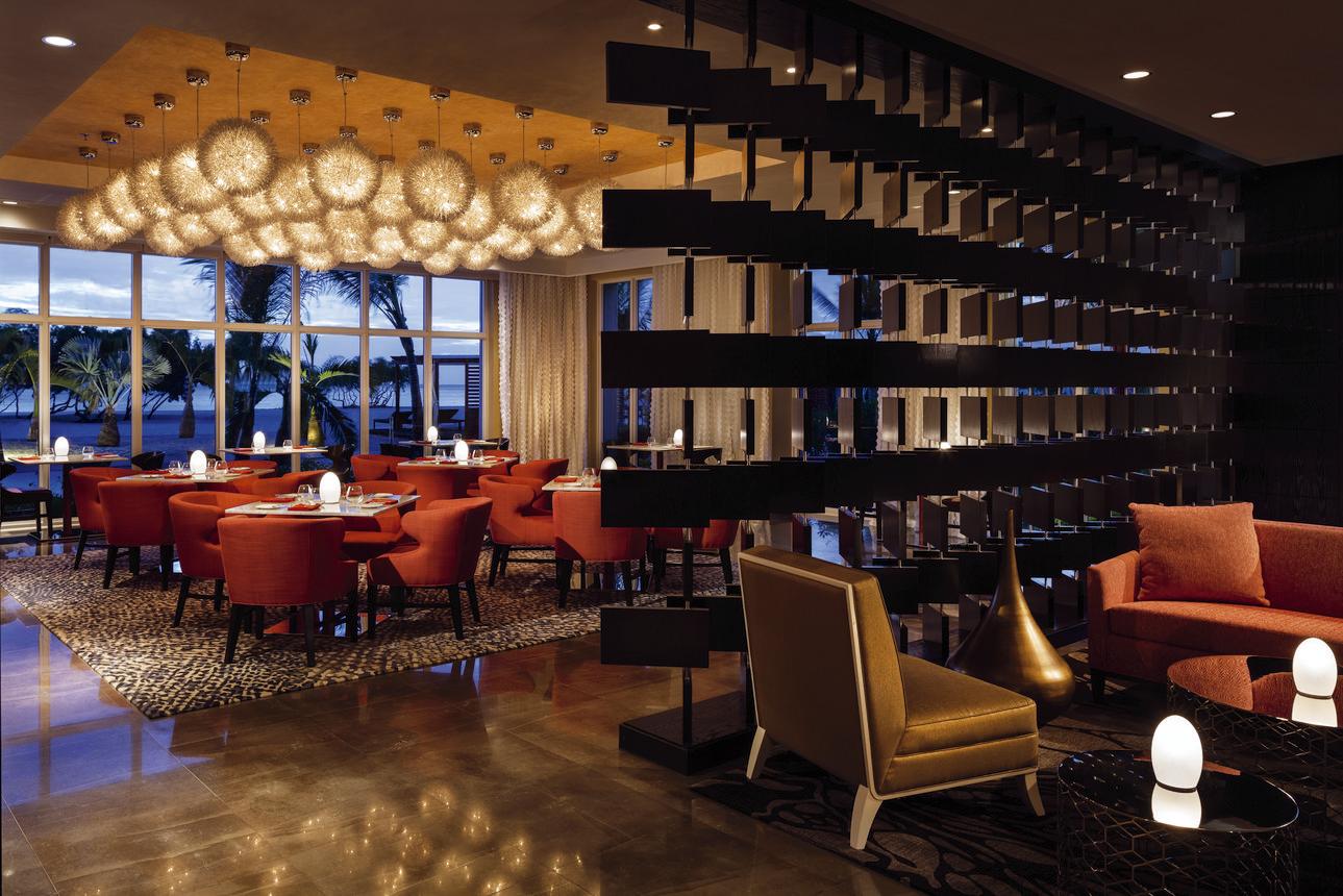 Restaurants/Cafes