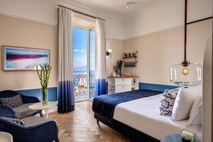 Hotel Mediterraneo - Deluxe Seaview Balcony Kamer 