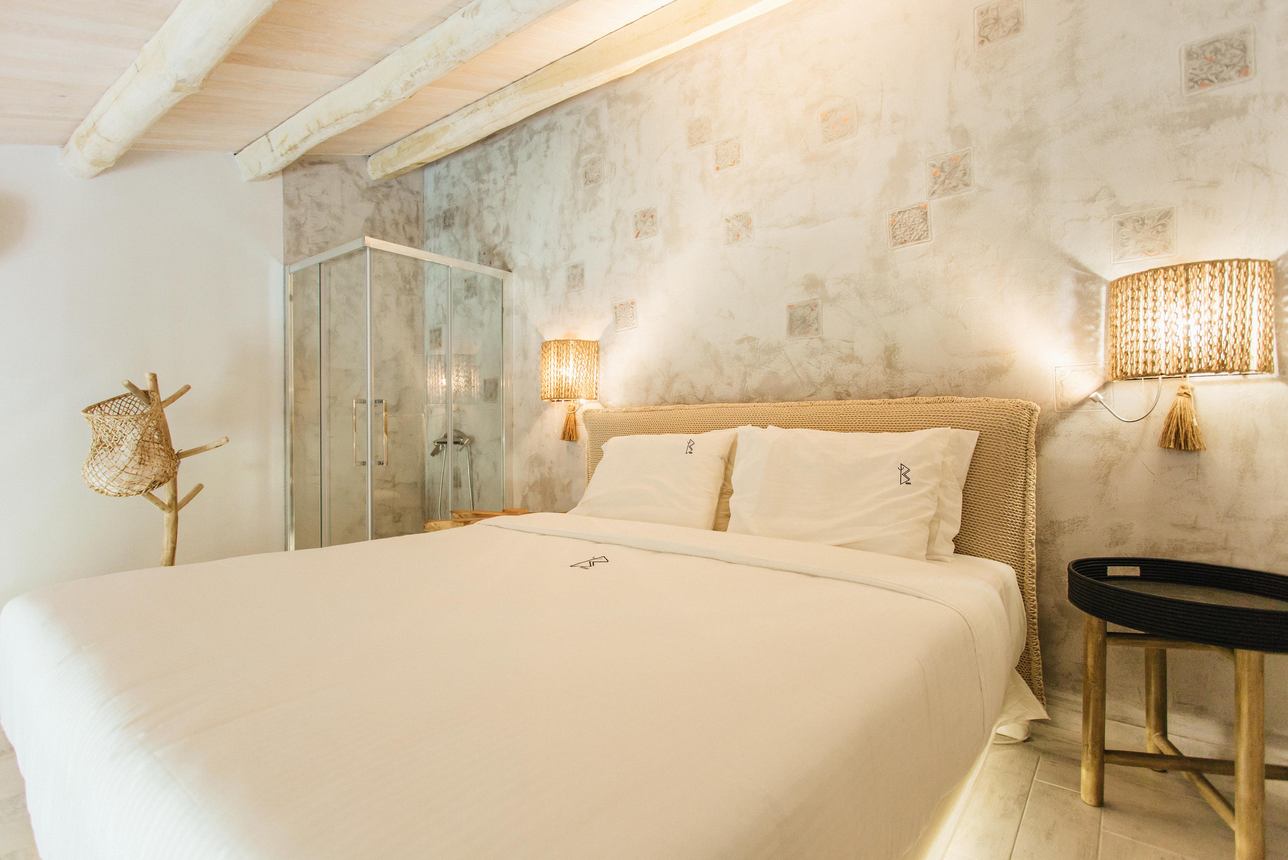 Blue Carpet Luxury Suites - Duplex Suite 