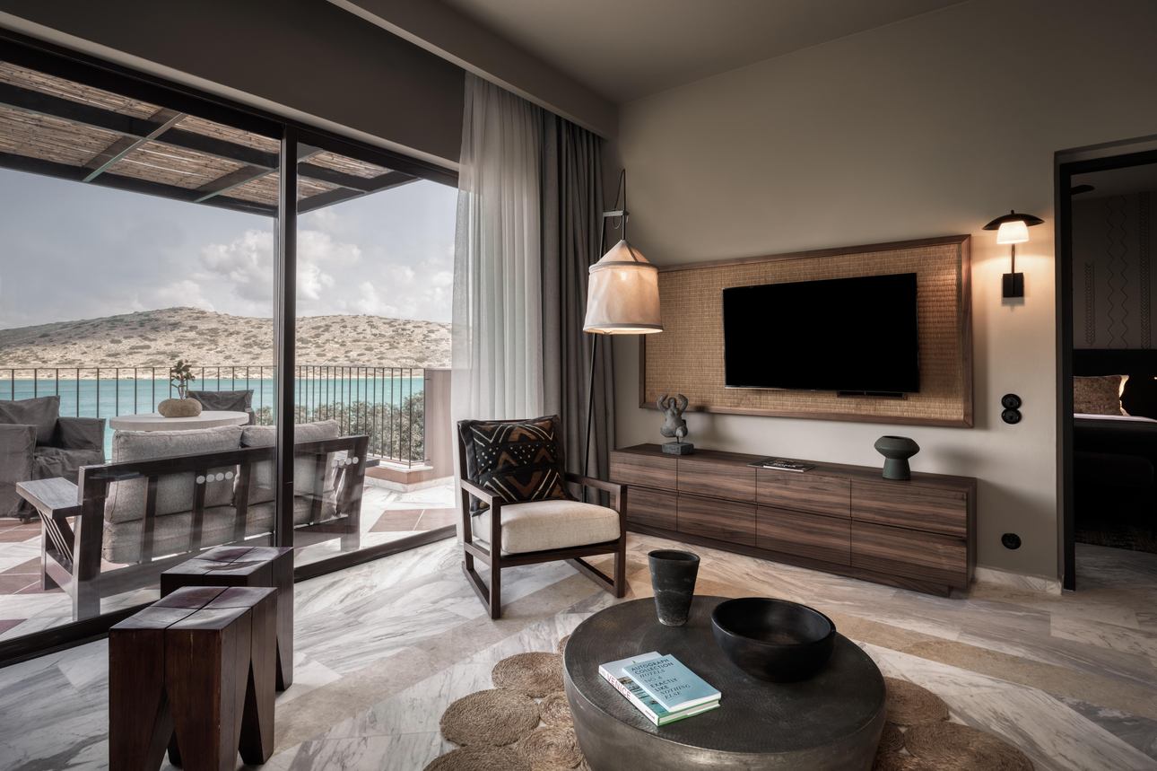 Sea View Premium 1-bedroom Suite with outdoor jacuzzi