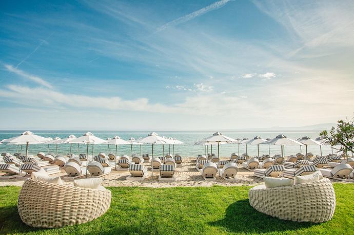 Blue Carpet Luxury Suites - Strand