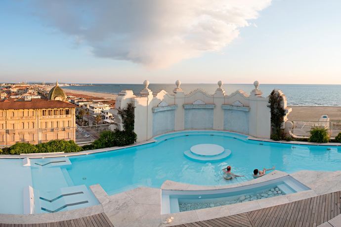 Grand Hotel Principe di Piemonte - Zwembad