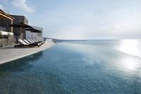 Santo Pure Oia Luxury Suites & Spa - Zwembad