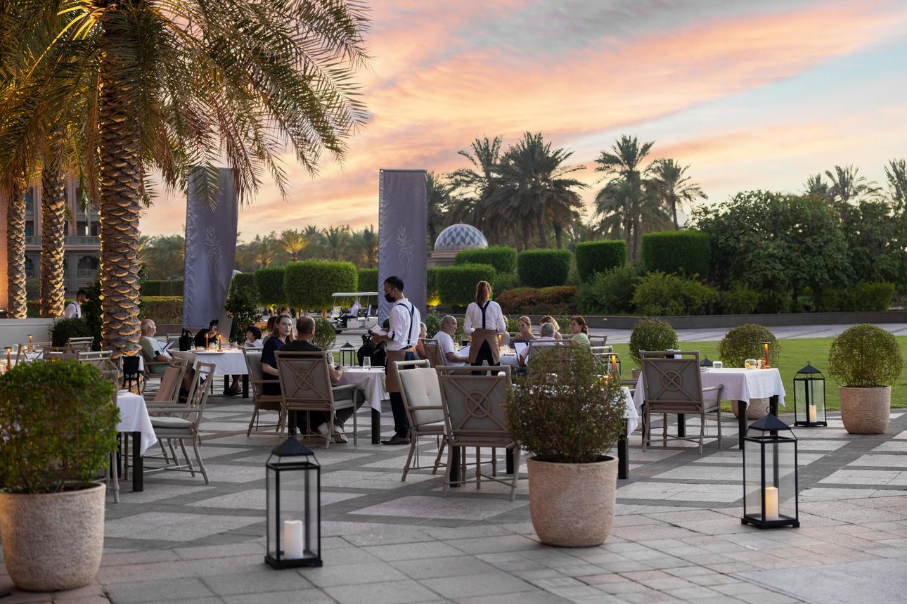 Restaurants/Cafes