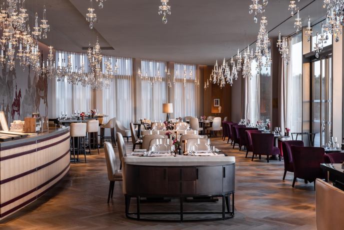 Royal Champagne Hotel & Spa - Restaurants/Cafes