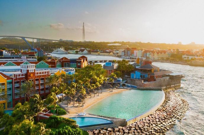 Renaissance Wind Creek Curaçao Resort - Algemeen