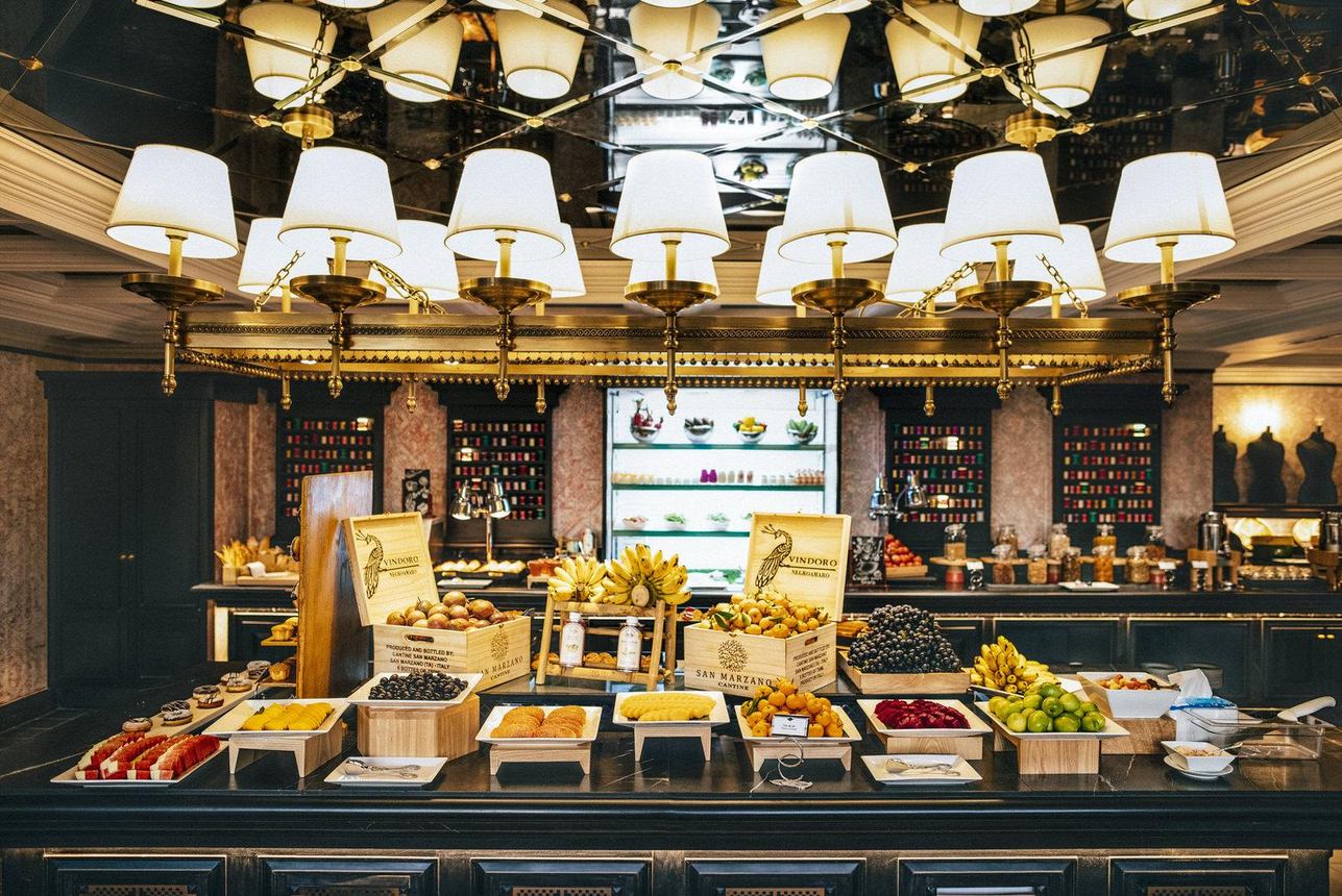 Restaurants/Cafes