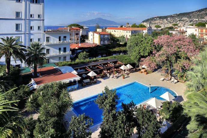 Hotel Mediterraneo - Zwembad